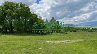 Pozemky Brezno-Podkoreňová 15083 m2 s perspektívou a krásnym - 4