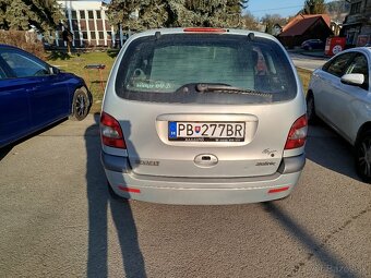 Renault Scenic - 4