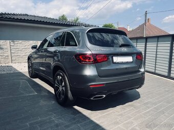 Mercedes-Benz GLC SUV 300 e 4MATIC A/T - 4