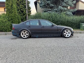 BMW E46 323i street drift - 4