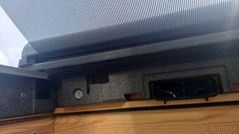 Dve vonkajšie markízy na strešné okná VELUX - 4