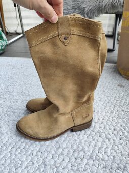 Dámske.kozene čižmy značka Lewis veľkosť 39 - 4