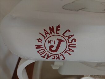 Vanička a prebaľovací pult v jednom. - 4