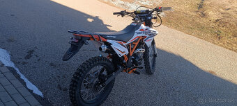 Defender 250r rok 2025 - 4