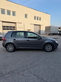 Volkswagen VW Golf 5 - 4