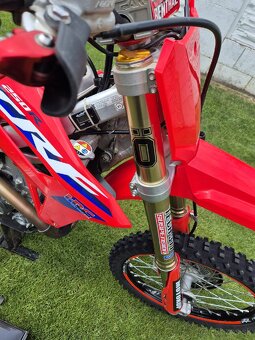Honda CRF250 - 4