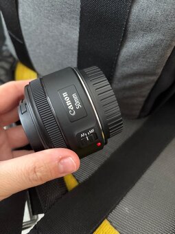 Predám foťak Canon 6D Mark II - 4