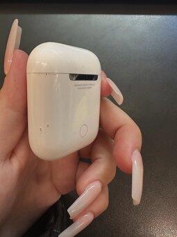 Apple airpods 2 - 4