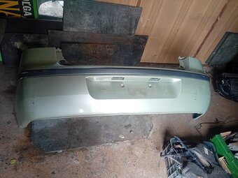 Predam zadny kufor dvere ,naraznik renault laguna 2 - 4