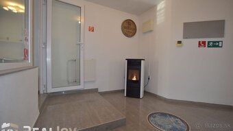 Exkluzívna ponuka: Firemný priestor so skladom a nádvorím v - 4
