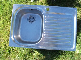 Predám nerezový drez-2kusy.Lacno. - 4