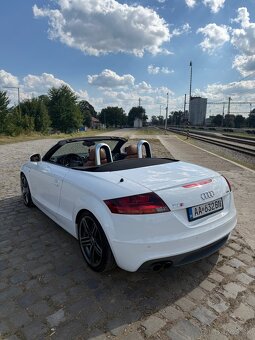 Audi TT Roadster SLINE zimná akcia -1000€ - 4