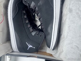 Jordan Nike Executive EUR 45.5 - 4