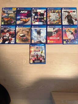 PS4 slim  500gb  ram: 8gb - 4