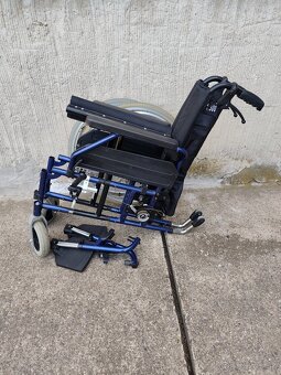 Skladací invalidný vozík - 4