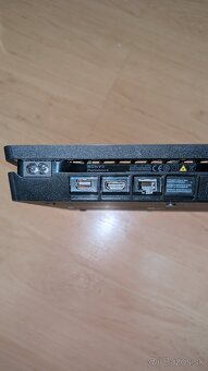 PlayStation 4 Slim 500GB - 4