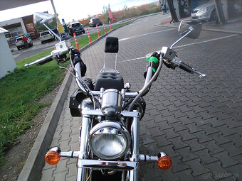 Suzuki Intruder 1400 - 4
