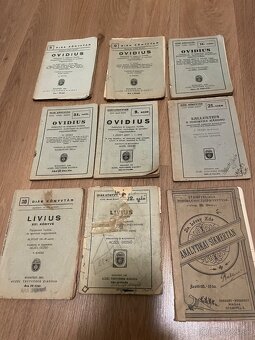 Knihy staré maďarské 3 - 4