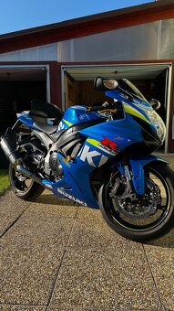 Suzuki GSXR 600 2015 - 4