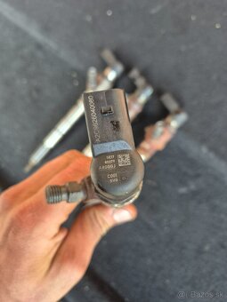 Predám vstrekovacie trisky pre 1.6tdi CAYC - 4
