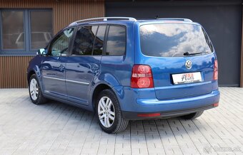 Volkswagen Touran 1.9 TDI Highline - 4
