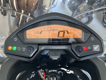Honda VFR 800 X CrossRunner - 4