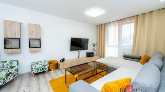 Na predaj krásny komplet zrekonštruovaný a zariadený 3 izbov - 4