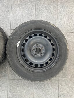 Predam 215/60 R16 zimnu sadu - 4