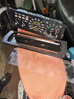 Tachometer v mílach - 4