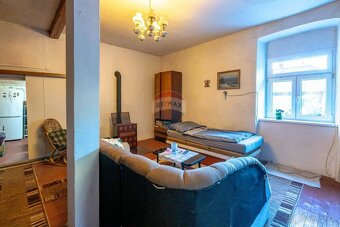 Na predaj historická nehnuteľnosť s veľkým potenciálom – Hod - 4