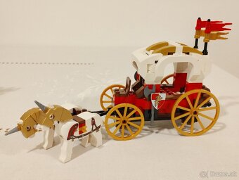 LEGO Castle 7188 King's Carriage Ambush - 4