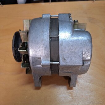 Alternator Volga UAZ - 4