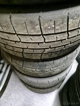 Mokry semislick 195/50 15 - 4