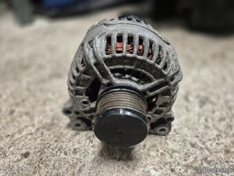 Predám Alternator VW GROUP 12V 140AH - 4