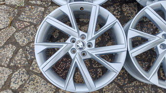 5x100 R18 --- ŠKODA SCALA - NOVÉ - 4
