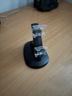Playstation 4 1TB - 4