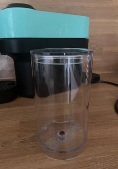 Predám takmer nepoužívaný Nespresso Delungo kávovar - 4