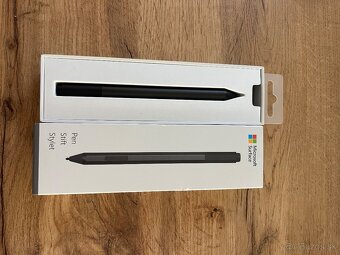 Microsoft surface pro 7 + Keyboard and Pen - 4