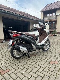 Piaggio medley 125 ABS - 4