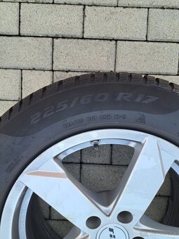 Zimné pneumatiky 225/60 R17 s diskami - 4