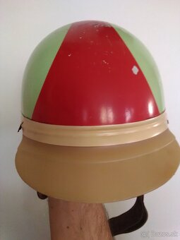 Stará moto-prilba-kokoska - 4