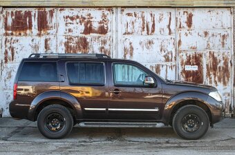 Nissan Pathfinder 3.0 V6 A/T 7MIEST - 4