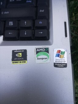 Predám ASUS - 4