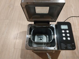 Domáca pekáreň Electrolux EBM8000 - 4