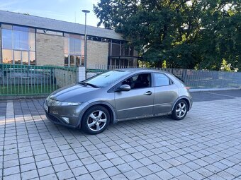 Honda civic 8g ufo - 4