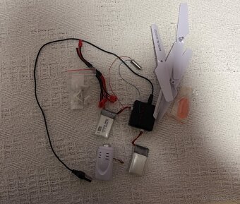 Dron SYMA X5C - 4