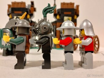 LEGO Castles 7187 Escape from the Dragon's Prison - 4