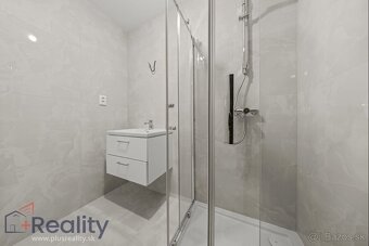 Na predaj 2izbovy byt po rekonštrukcii - 4