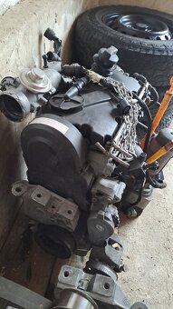 Motor škoda octavia 1 seat golf passat 1.9 TDI 96KW - 4