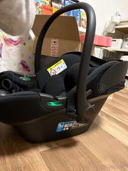 Autosedačka Carrello NOVA 40-87 cm Black Line - 4